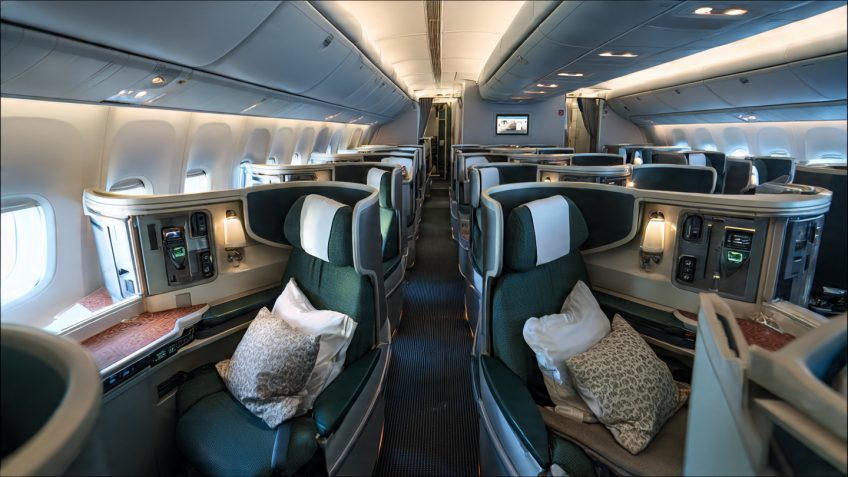 Business Class in Cathay Pacific